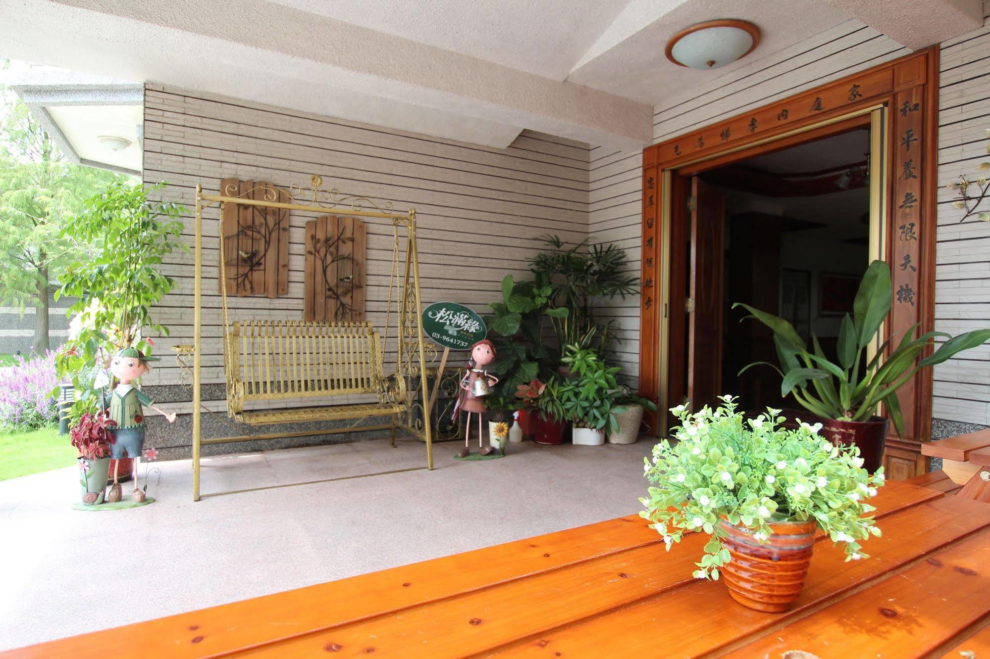 Yilan Pine Villa Homestay Luodong Exteriér fotografie