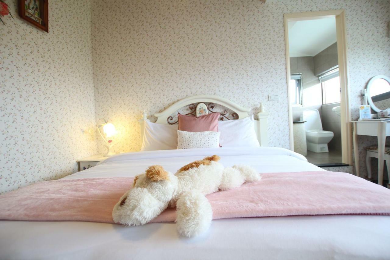 Yilan Pine Villa Homestay Luodong Exteriér fotografie