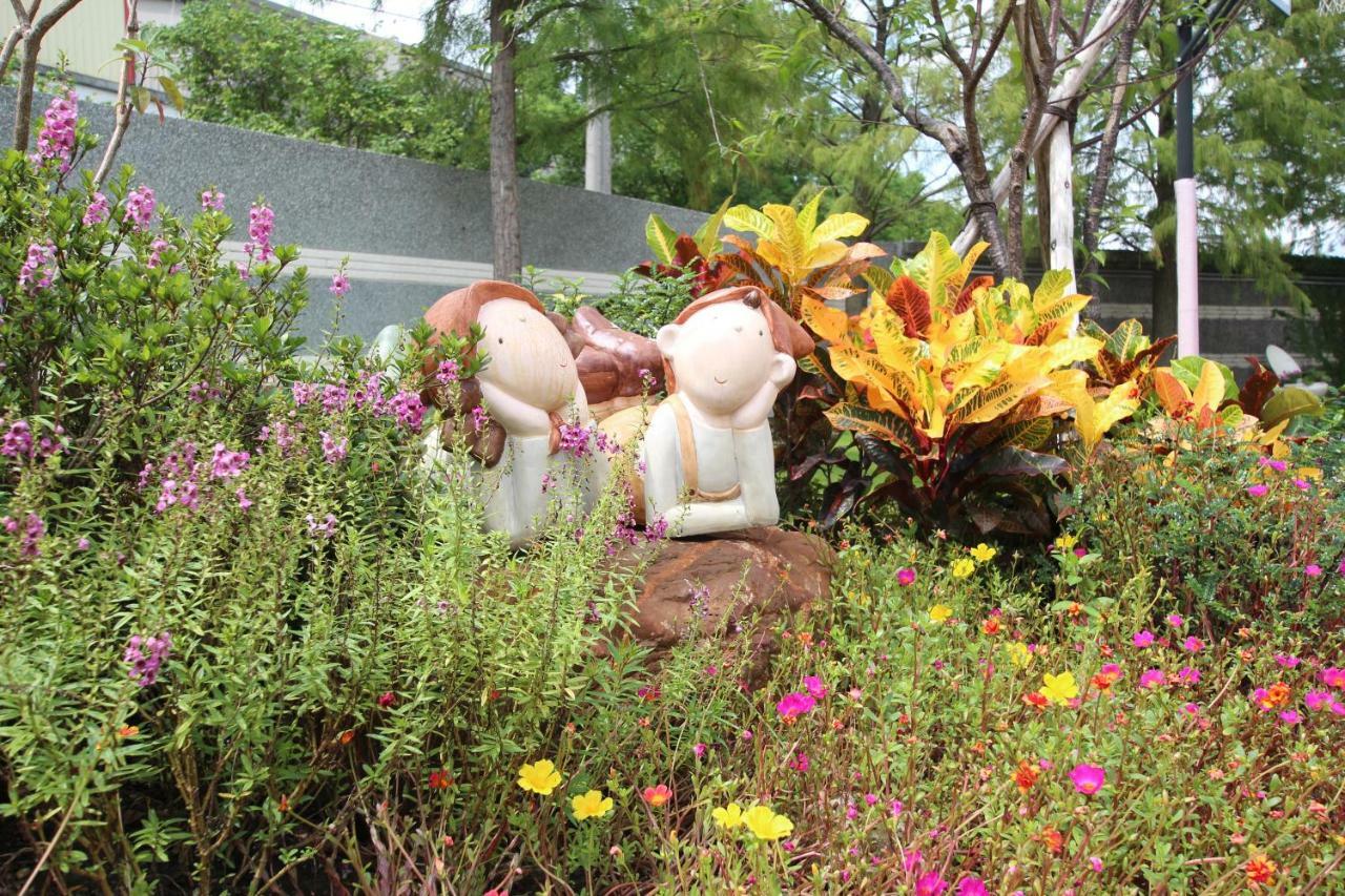 Yilan Pine Villa Homestay Luodong Exteriér fotografie